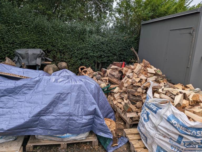 Logs ton bags for sale 