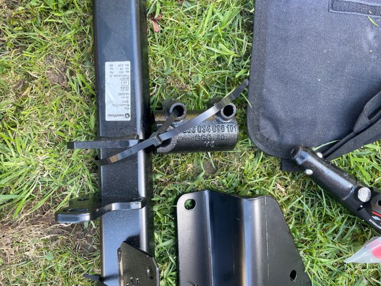 Tow Bar Quick Release Kia Picanto