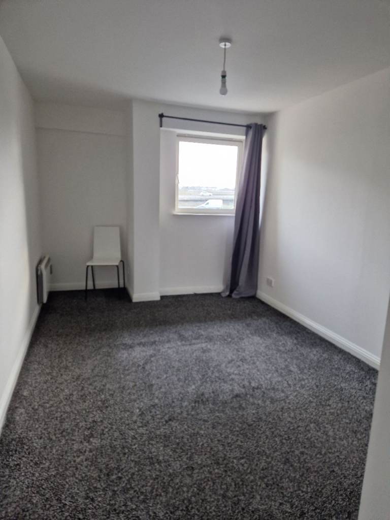 3 double bedroom flat to rent