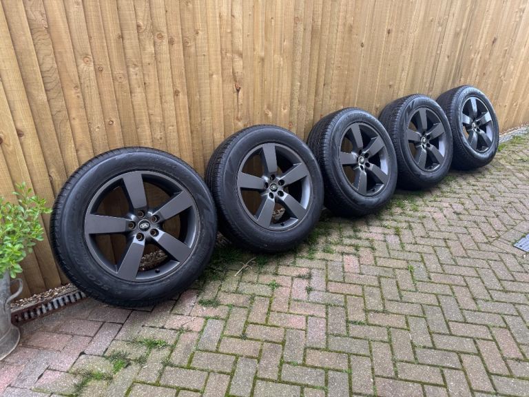 Land Rover Defender 20” Alloy Wheels 5098