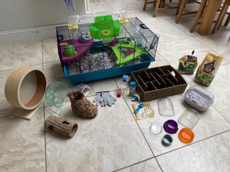 Hamster equipment and accessories 