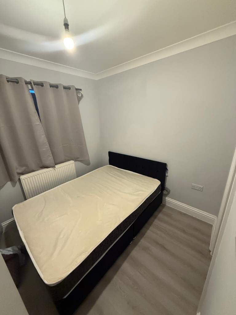 Spacious & Cosy Double Room for Rent - LU2 0BZ