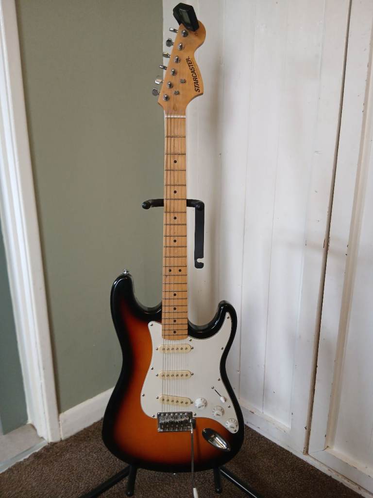 Starcaster Electric Guitar – Sunburst, Good Condition