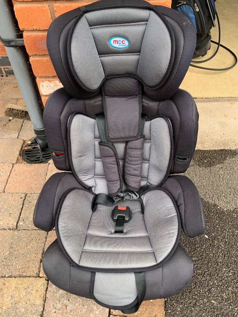 MCC Black and Grey Child Car Seat - Group 1/2 (9-25kg)