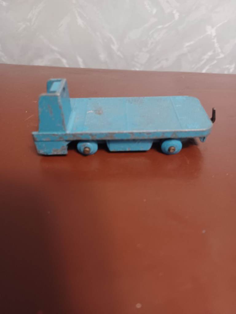 Dinky Toys 1950's BEV Truck collectors item