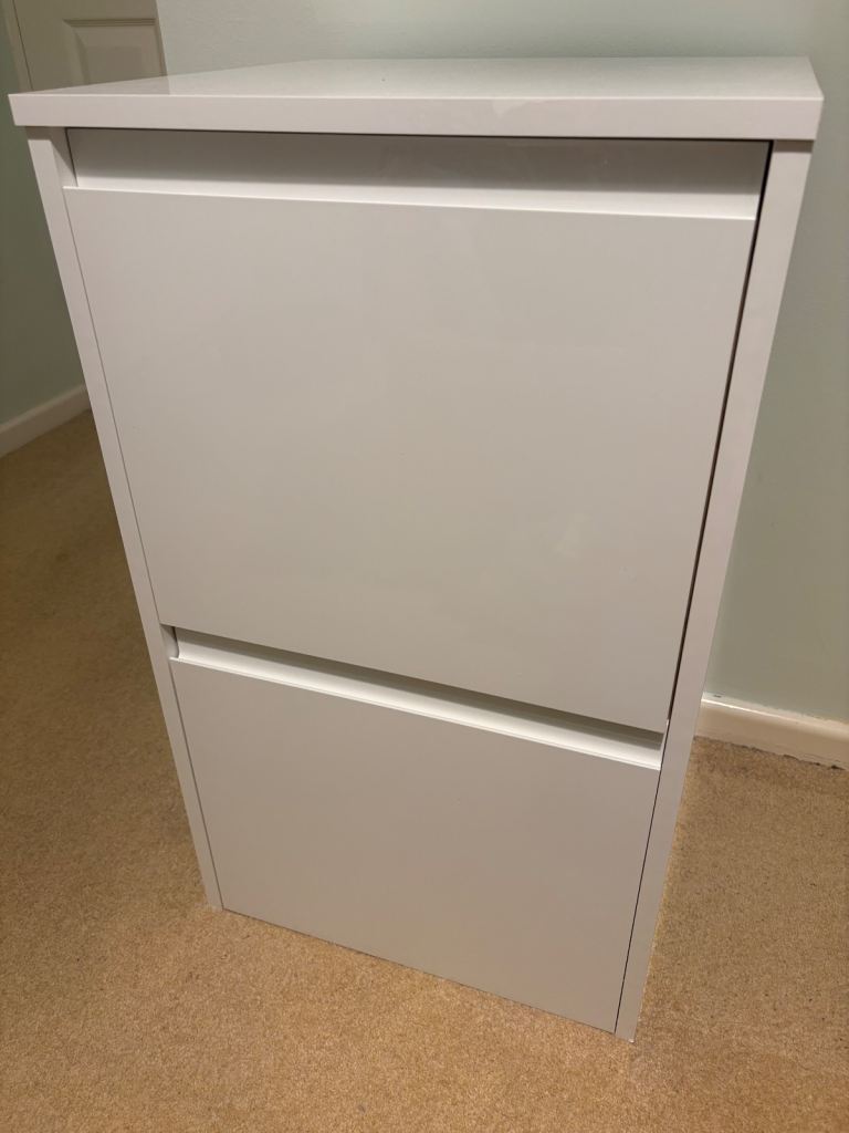 BRAND NEW White gloss bedside drawers 