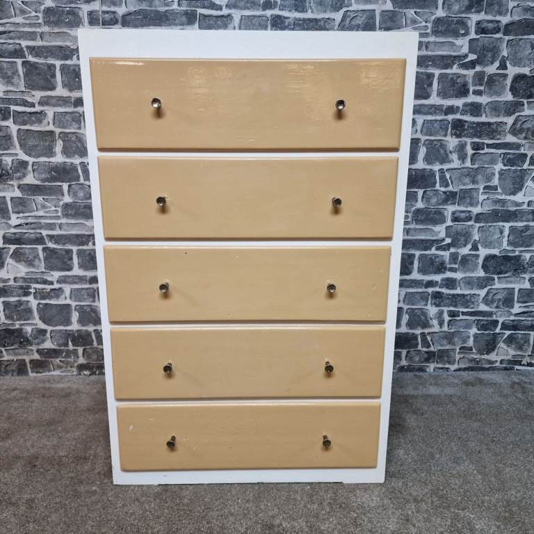 5 Drawer Chest of Drawers