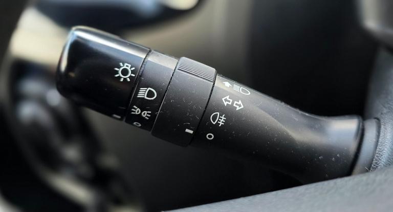 2016 Citroen C1 1.0 VTi Feel 3dr HATCHBACK Petrol Manual