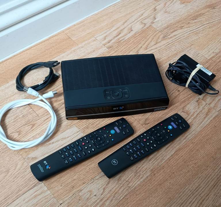 BT YouView Box DTR-T4000 1TB with Remotes & Cables