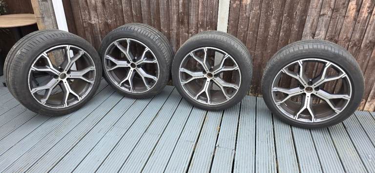 GENUINE BMW X5 G05, X6 G06, 741M, 21" Alloy Wheels and Pirelli P-ZERO Tyres