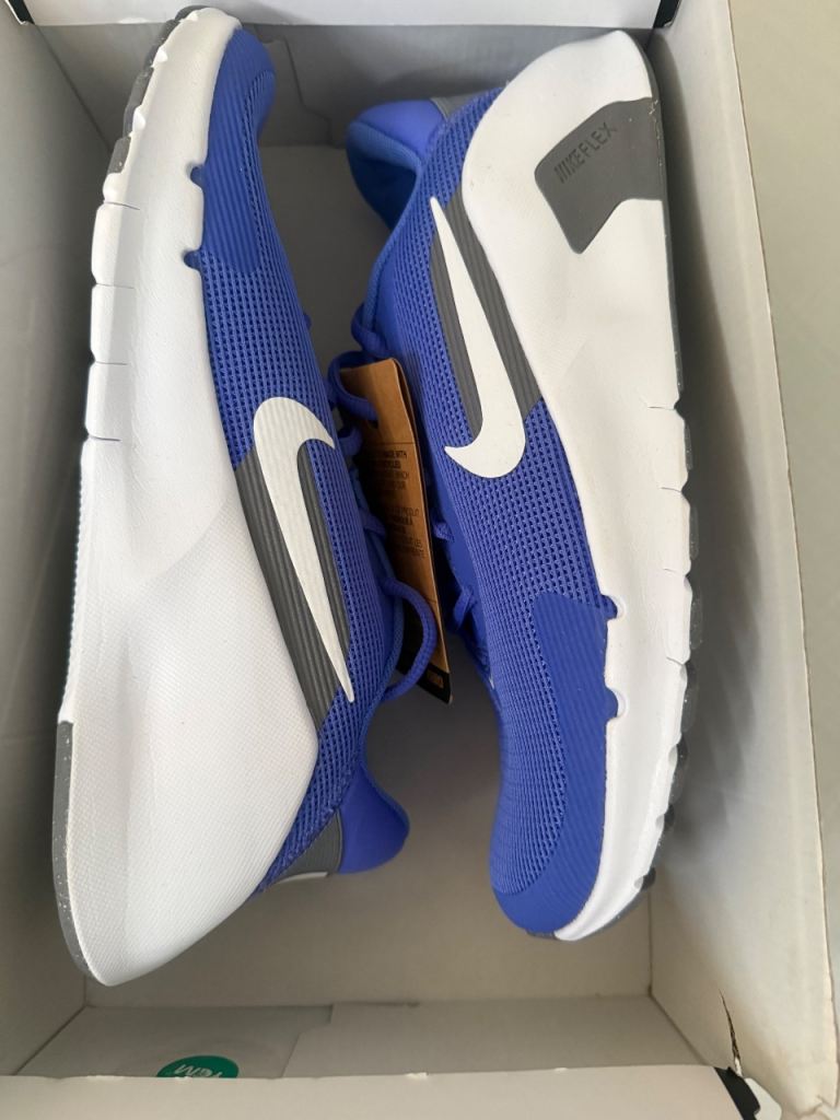 New Nike Blue Trainers - Unworn with Tags