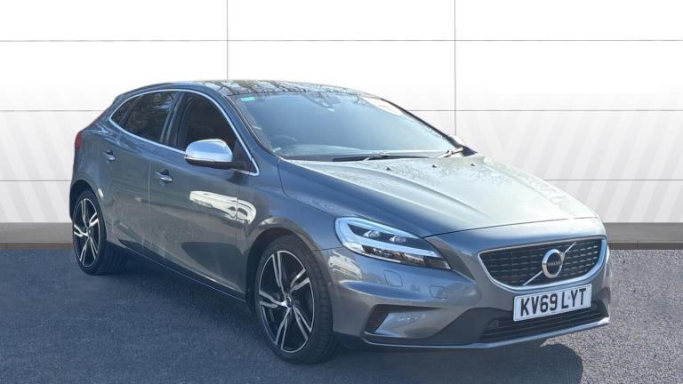 2019 Volvo V40 D2 [122] R DESIGN Edition 5dr Diesel Hatchback Hatchback Diesel Manual