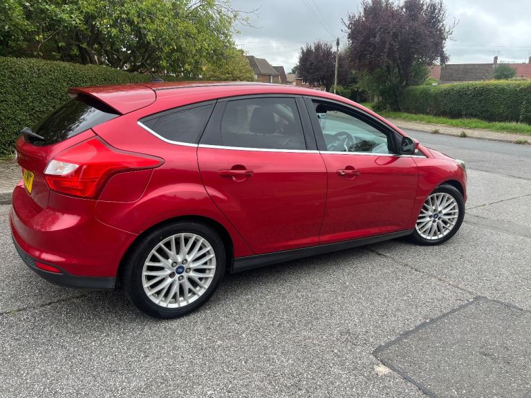 Ford, FOCUS, Hatchback, 2011, Manual, 1596 (cc), 5 doors