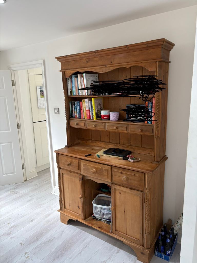 Solid Wood Dresser Unit