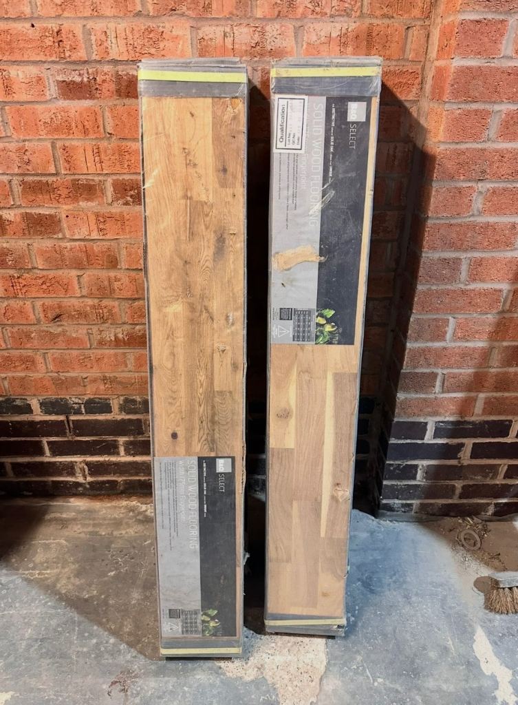 Wood flooring 