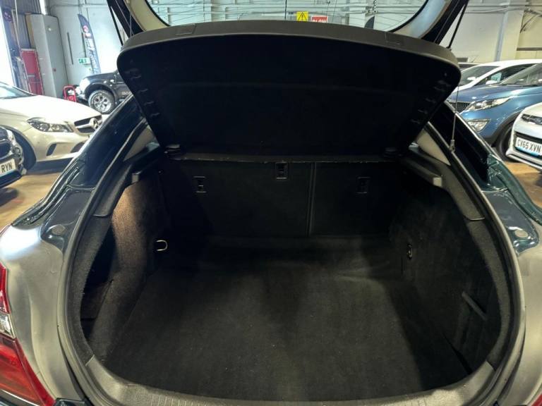 2015 Vauxhall Insignia 2.0 CDTi [140] ecoFLEX Design 5dr [Start Stop] HATCHBACK DIESEL Manual