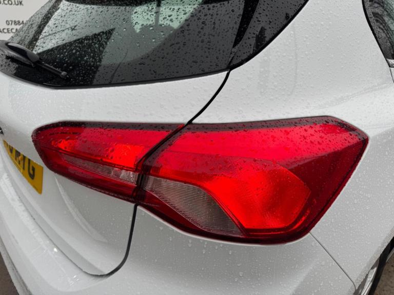 2020 Ford Focus 1.5 EcoBlue 120 Zetec 5dr HATCHBACK DIESEL Manual