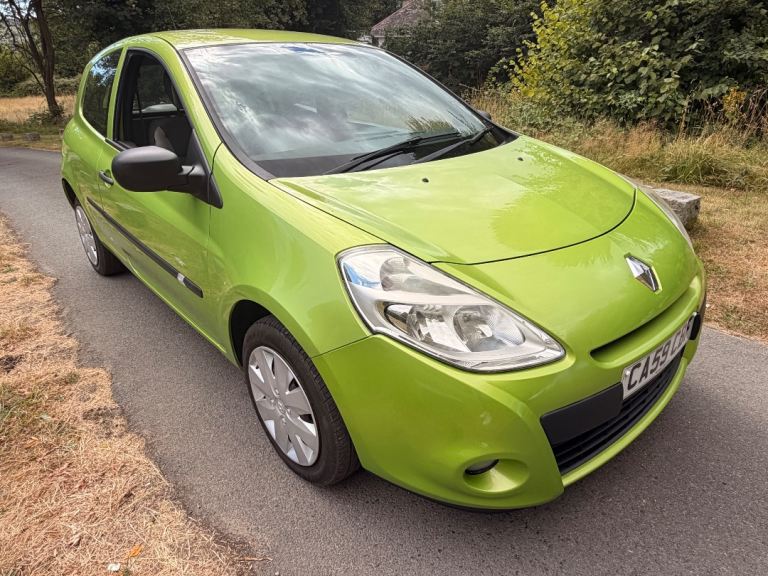 Renault Clio 1.2 Extreme 3dr 2009 59