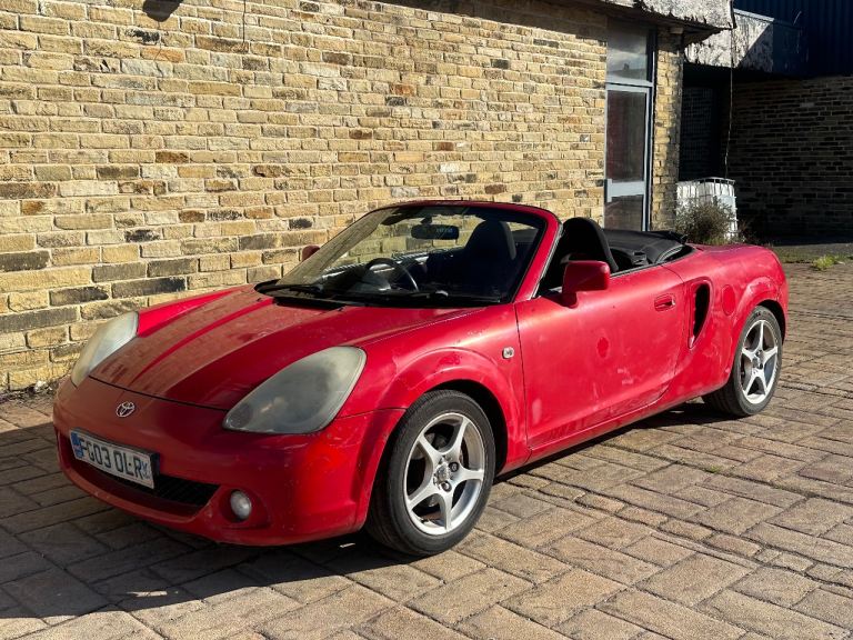 Toyota MR2 Convertible 2003 Manual 1794 (cc) 2 doors