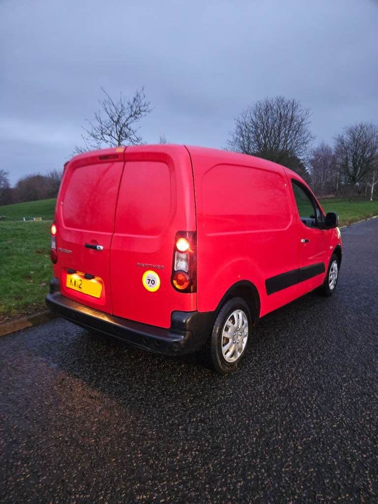 12/ reg  Peugeot partner 1.6 hdi fsh 103  k sim combo connect partner caddy berlingo