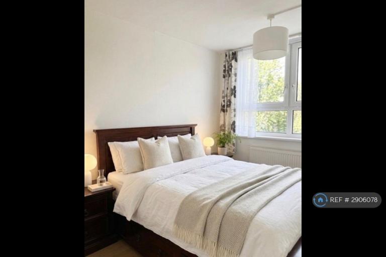 4 bedroom house in Fletcher Court, London, NW5 (4 bed) (#2906078)
