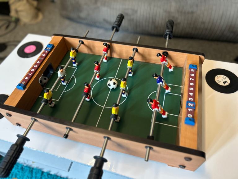 Old school Mini Tabletop Foozball Game Set Portable Indoor Soccer 