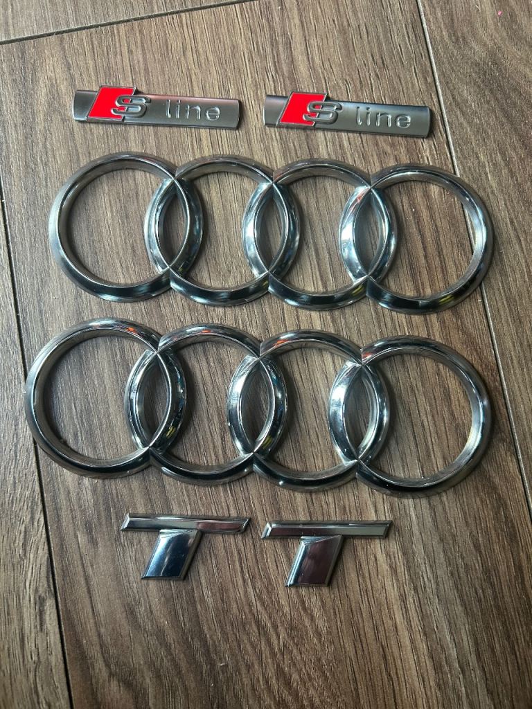 Full set TT badges