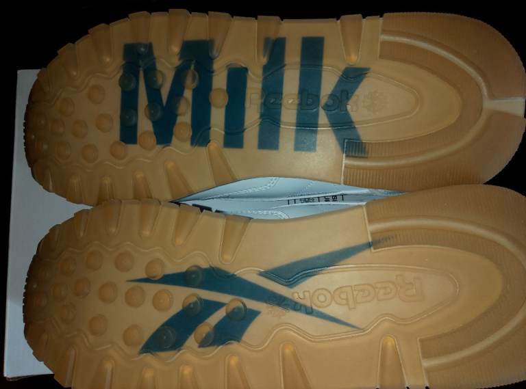 Reebok classic milk 
