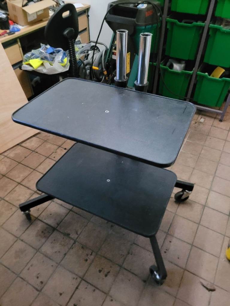 Unicol adjustable height mobile desk with wheels – Black, Good Condition 40inch x 27 x 20.