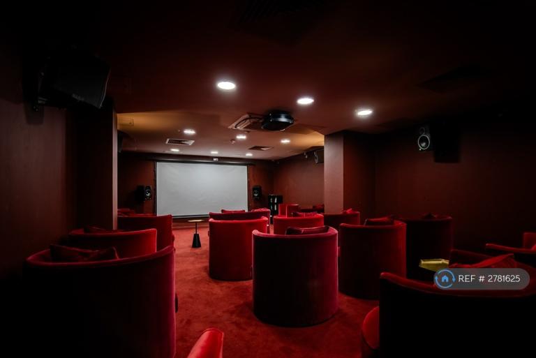 Studio flat in Fawcett Street, Sunderland, SR1 (#2781625)