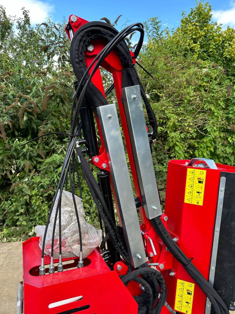 BRAND NEW TRACTOR HEDGE CUTTER Trimmer 800mm Flail Head for compact tractor Y flails