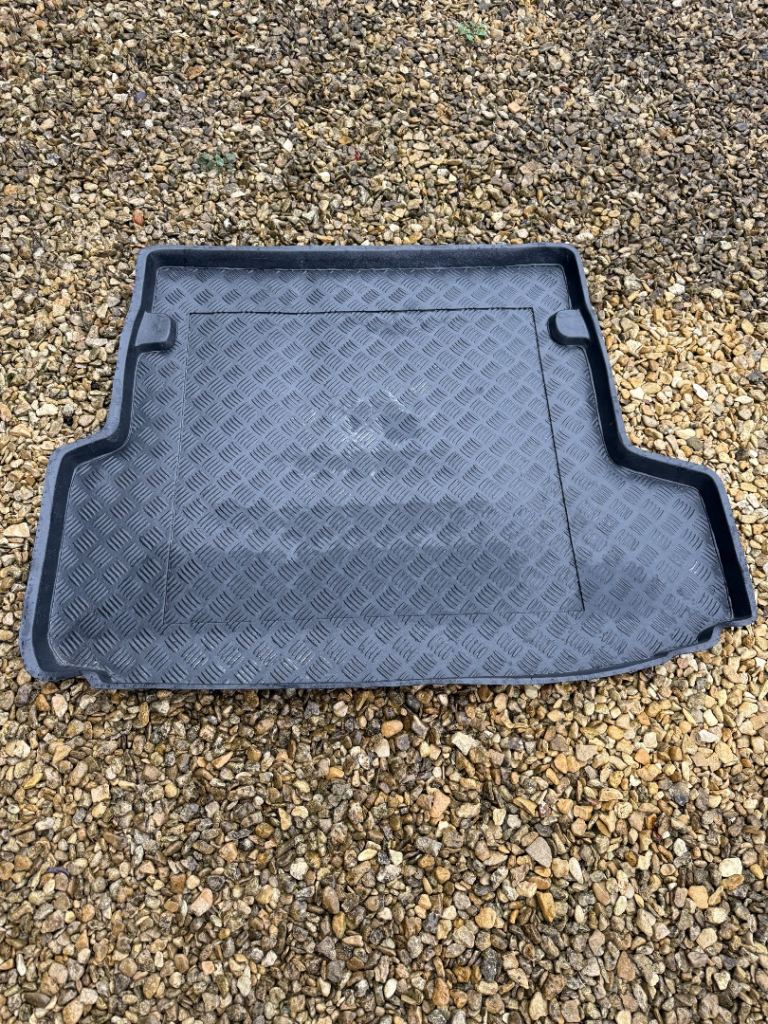 BMW 2016 3 series estate Boot tray liner 