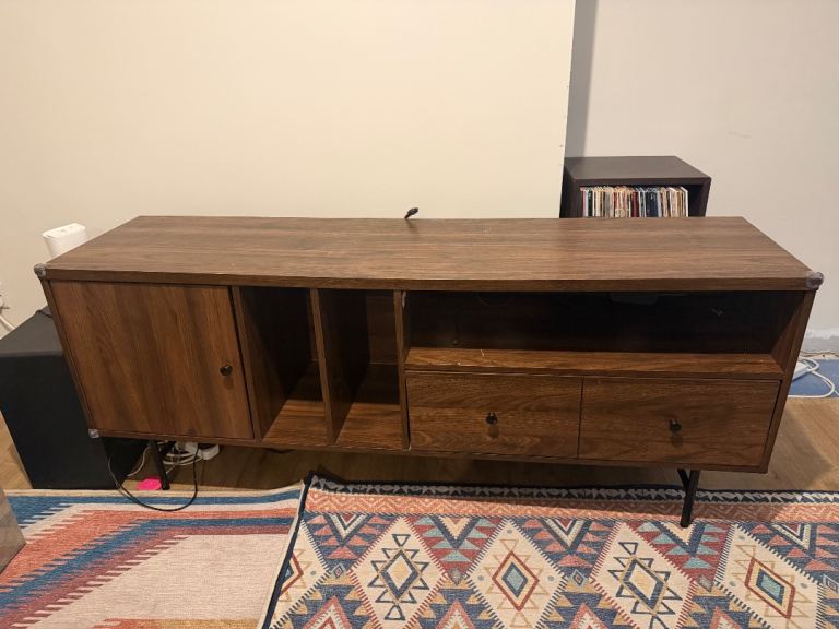 TV Unit/Cabinet