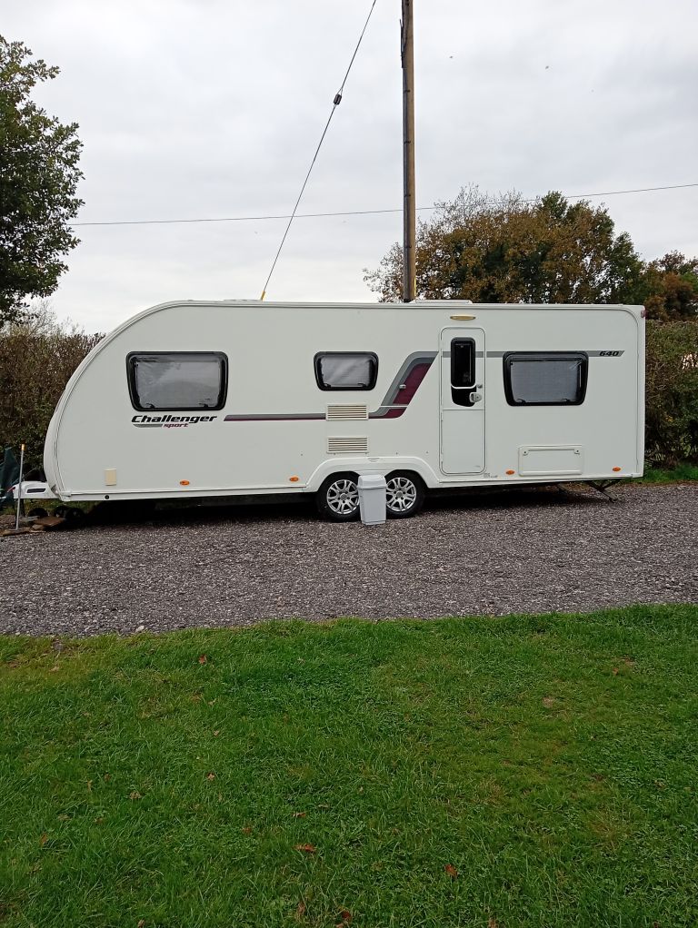 Swift 640 sport twin axle caravan