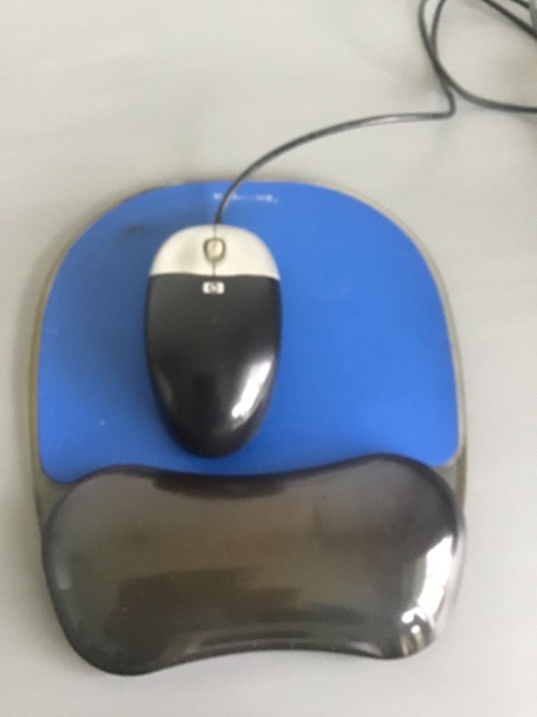 2 Mouse and 1 mouse pad