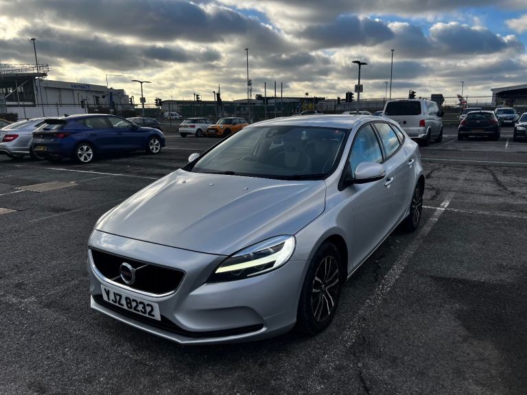 VOLVO V40 PETROL EURO 6 FACELIFT MODEL 53K MILES 