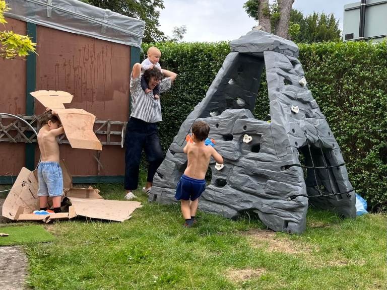Outdoor Skyward Summit Climbing Fram