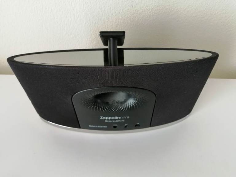 Zeppelin Mini Speaker