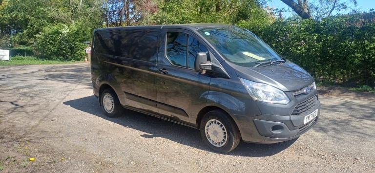 2017 Ford Transit Custom 2.0 TDCi 130ps Low Roof Trend Van new wetbelt l1 finance available  PANE...