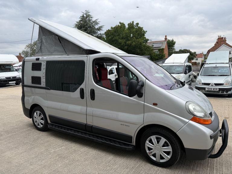 Renault TRAFIC SL27 DCI 100 SWB Lifestyle Developments St Tropez Camper Van
