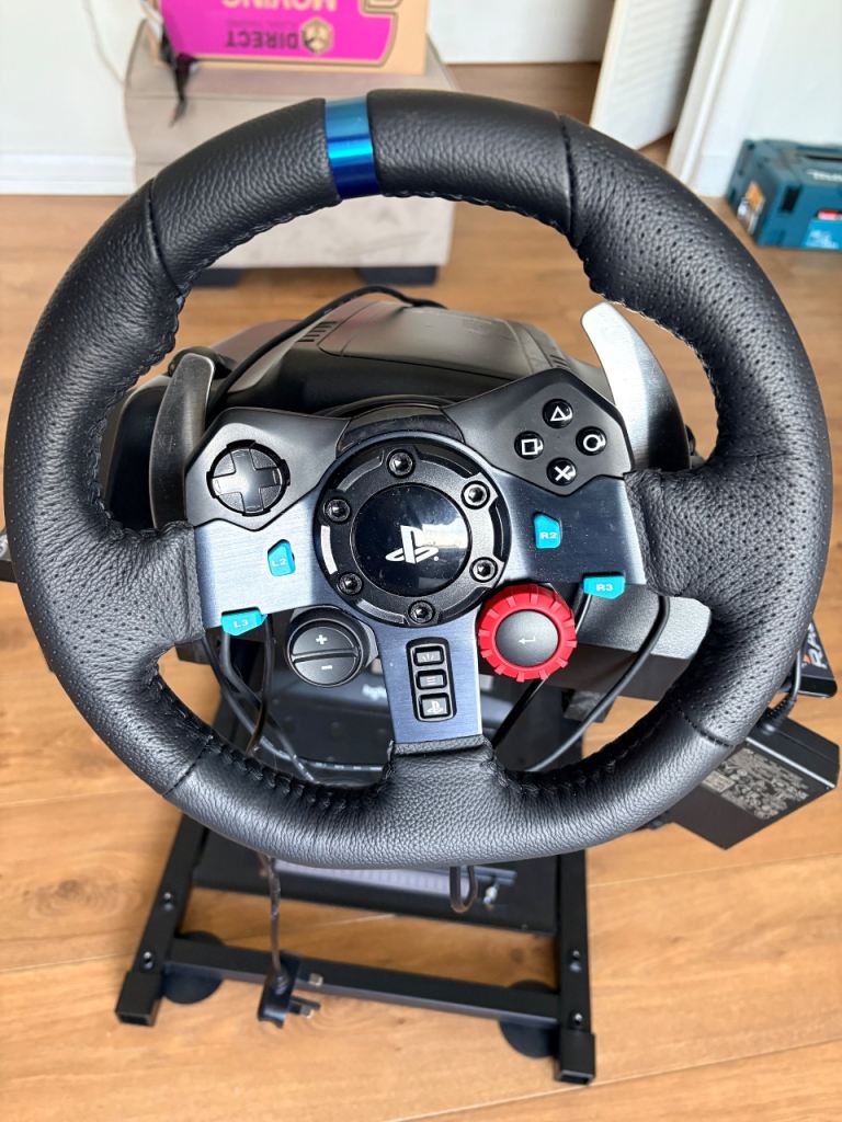 Logitech G29 Wheel and stand