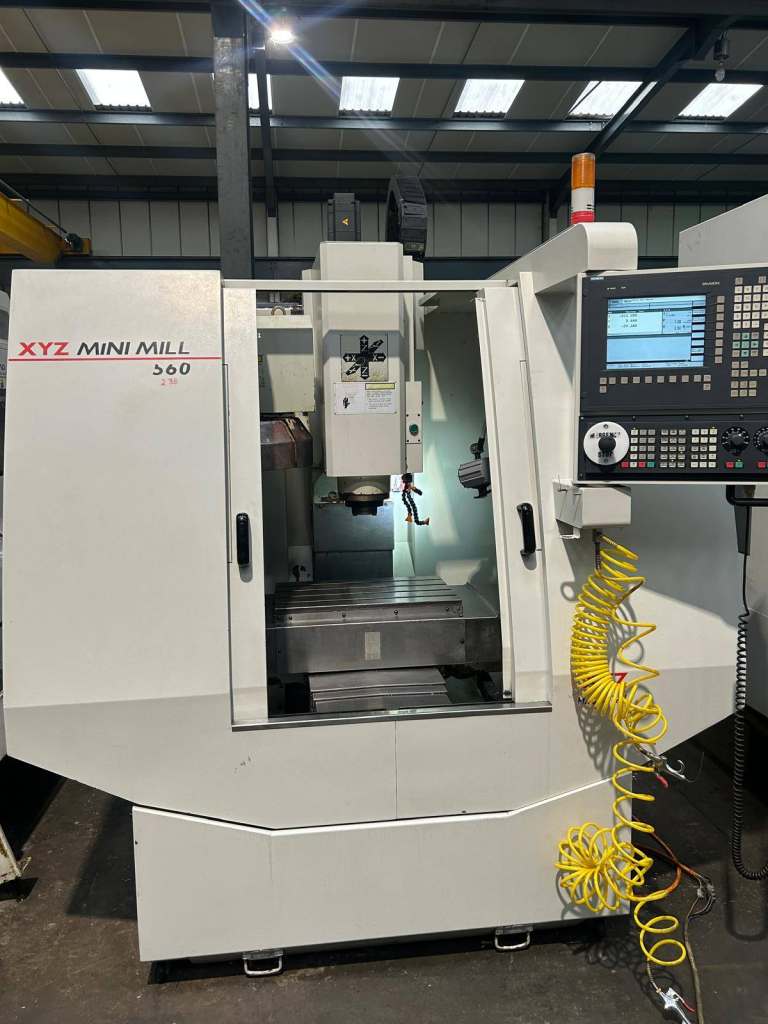 XYZ 560 MINI MILL VERTICAL MACHINIG CENTRE