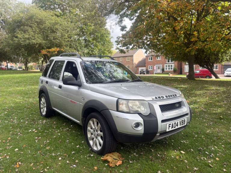 LAND-ROVER FREE LANDER ( AUTO ) 4X4