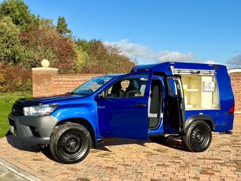 2018 Toyota Hilux / Navara / Ranger Active Extra Cab Pick Up 2.4 D-4D 4x4  PICK UP Diesel Manual