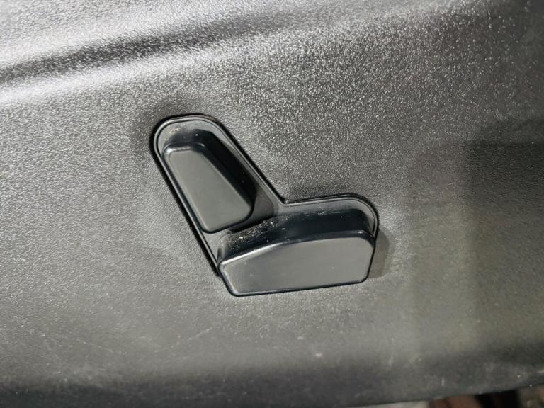 2012 Jeep Grand Cherokee 3.0 V6 CRD Overland Auto 4WD Euro 5 5dr ESTATE Diesel Automatic