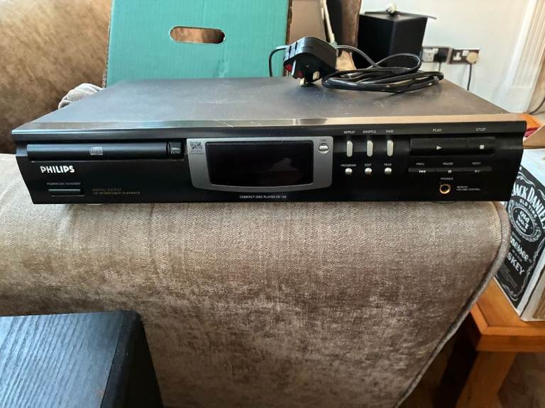 Philips CD -723 compact disc player 