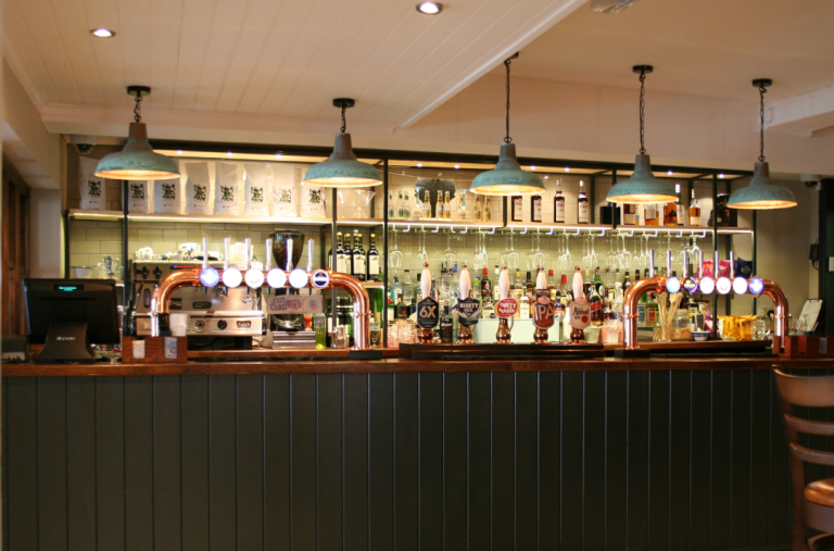 Pub Residency in Bury Saint Saint Edmunds for Rent 