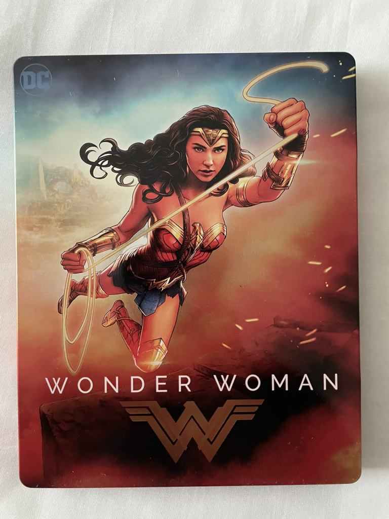 Wonder Woman exclusive Blu Ray Steelbook 
