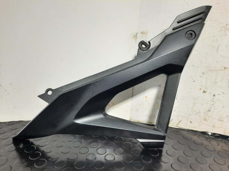 Honda Cb 125 Side Fairing Trim Panel Rh 2021