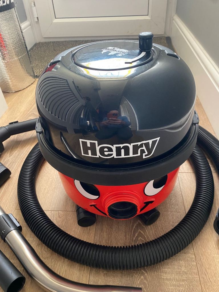 Henry Vacuum Cleaner - Red and Black, Full Kit